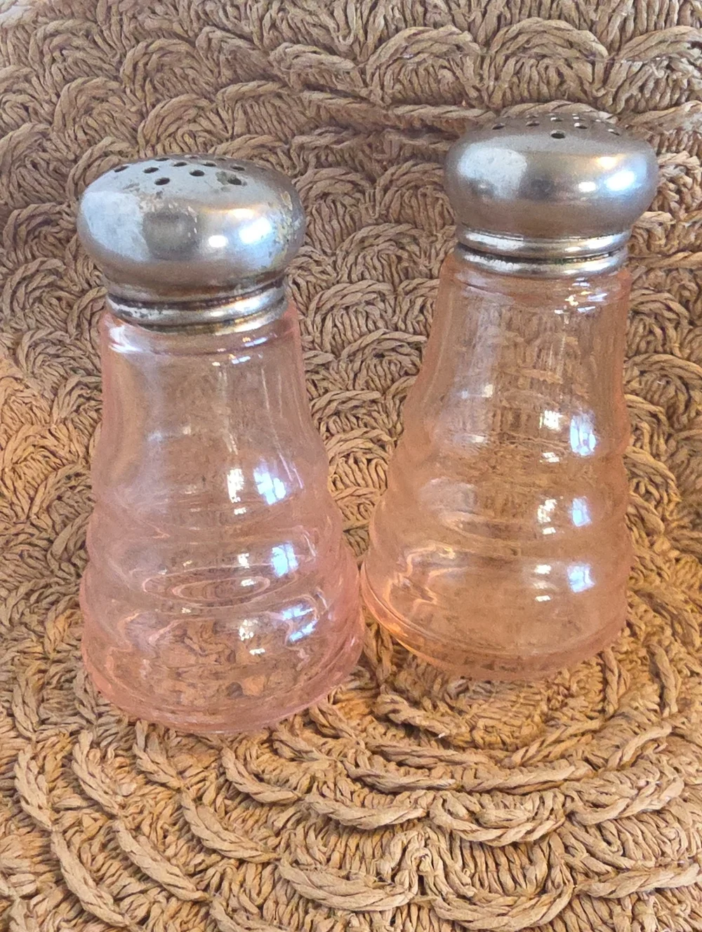 Vintage 1930 Pink Depression Glass Ribbed Salt & Pepper Shakers With Metal Lids